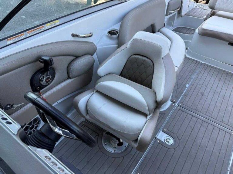 2023 Crownline E275 - Arch - JUST REDUCED!!! US-KIS88784F223 [photo 11]